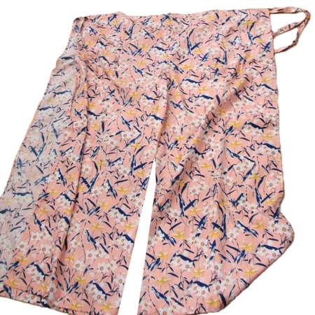 Wickelhose in rosa mit Blumen